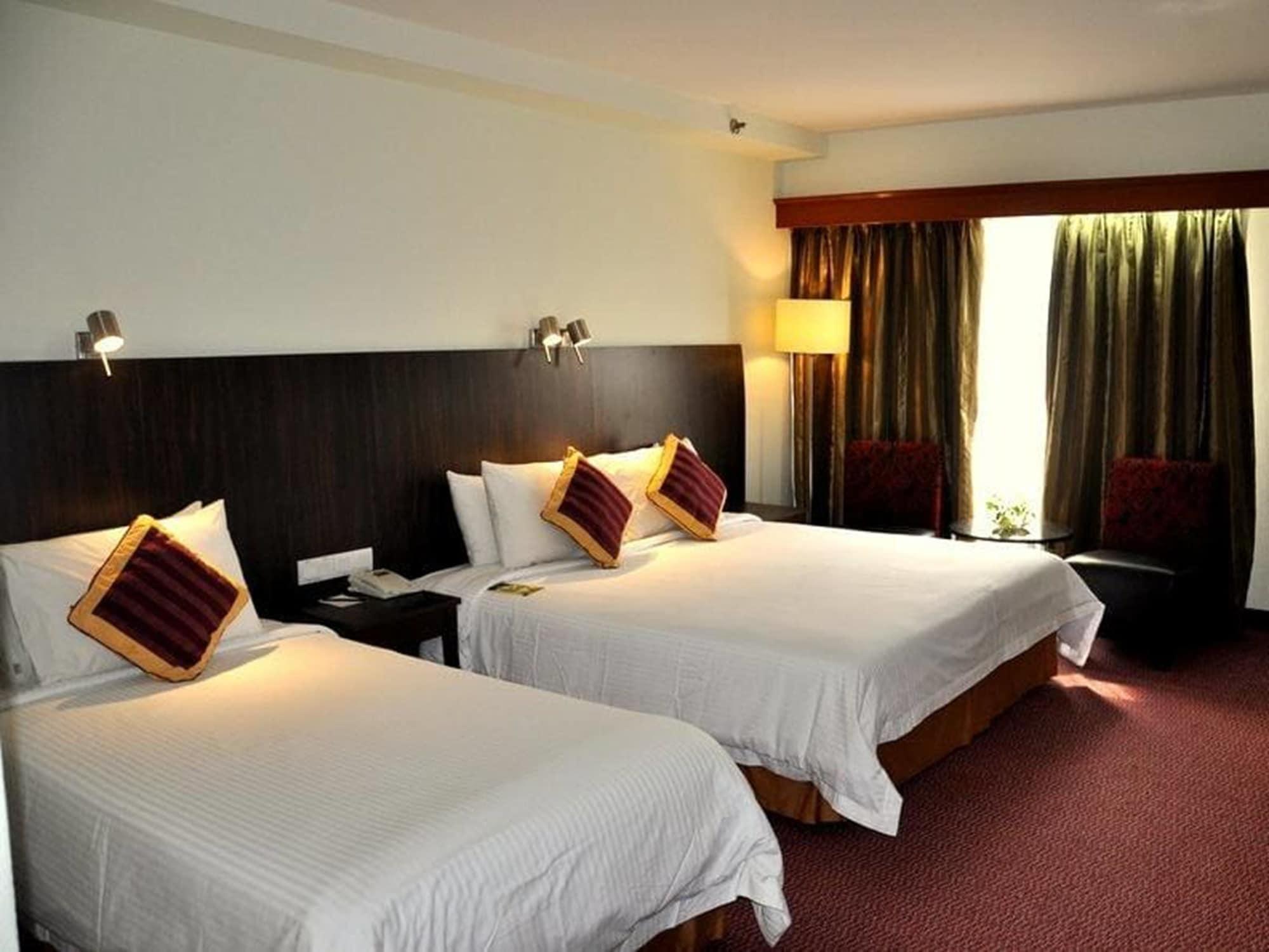 Grand Continental 3*