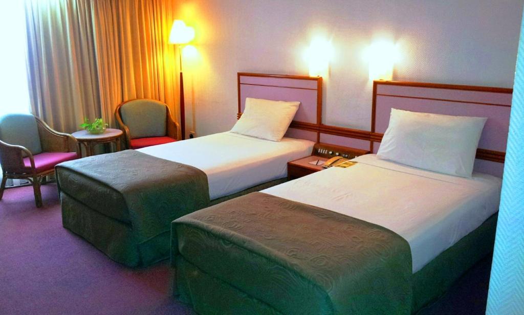 Grand Continental Hotel 3*